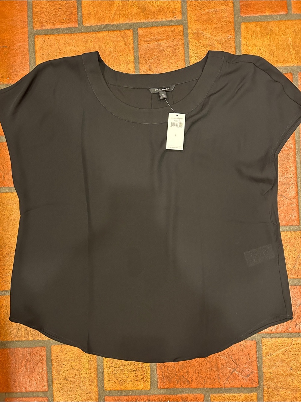 NWT Banana Republic Black Short-Sleeve Woven Blouse